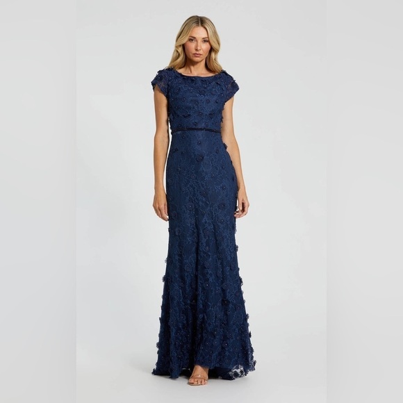 Mac Duggal Dresses & Skirts - Refined Floral Applique Sheath Dress by Mac Duggal Style 67711 NWT